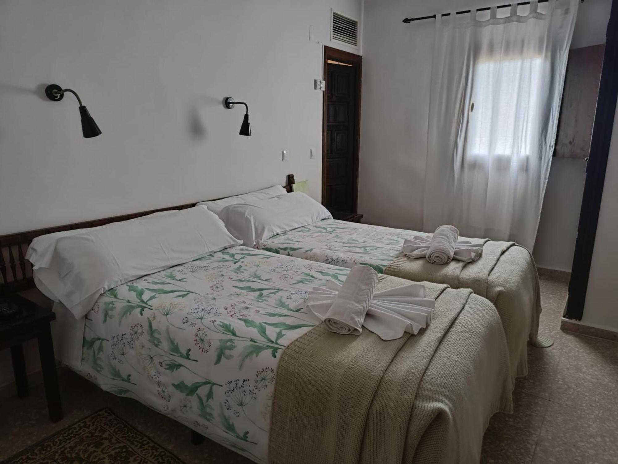 Hotel Rural Don Burguillo Ел Тиембло Екстериор снимка